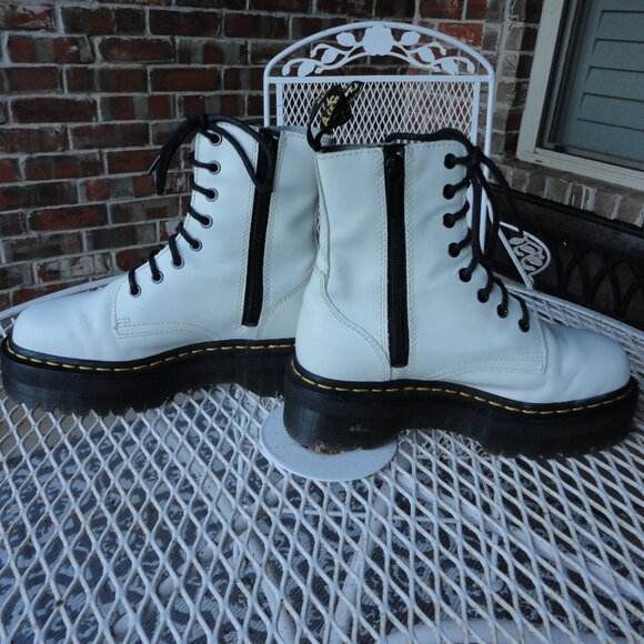 DR MARTENS Women's White Leather Chunky Sole "Jadon" Combat Boots Size 7 - Picture 3 of 7